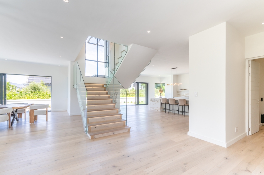 4 Bedroom Property for Sale in Val De Vie Estate Western Cape